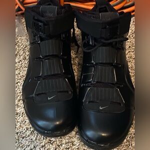 NWoT nike LeBron 4  Anthracite (2023)